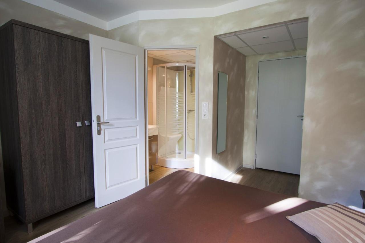 Logis La Residence Le Val-dʼAjol Екстериор снимка